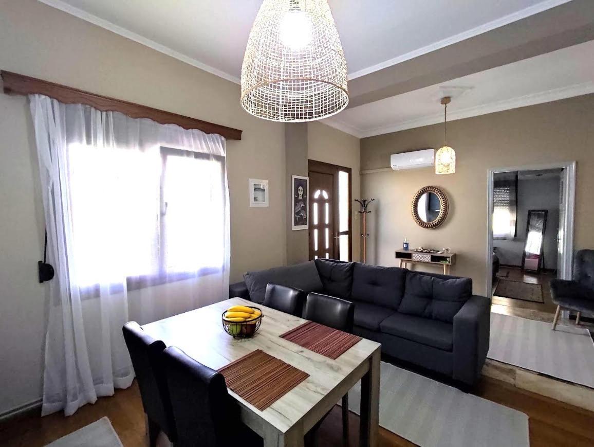 Апартаменты Myron & Gabby'S House Монемвазия Экстерьер фото